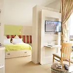 Hotel Rickmers' Insulaner 4*