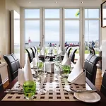 Hotel Rickmers' Insulaner 4*