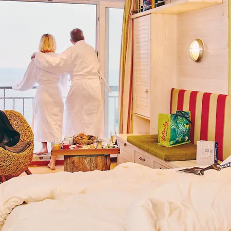 Otel Rickmers' Insulaner 4*